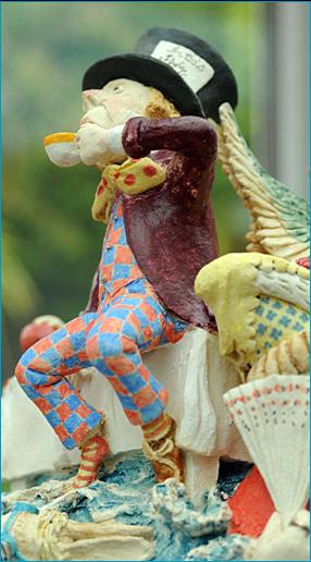 Malcolm Law
Alice's Adventures in Wonderland sculpture
©Malcolm Law 2015