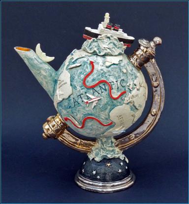 Malcolm Law Ceramics
Globe Teapot
Stoneware, T Material, underglaze colours plus gold and platinum lustre.
Malcolm Law